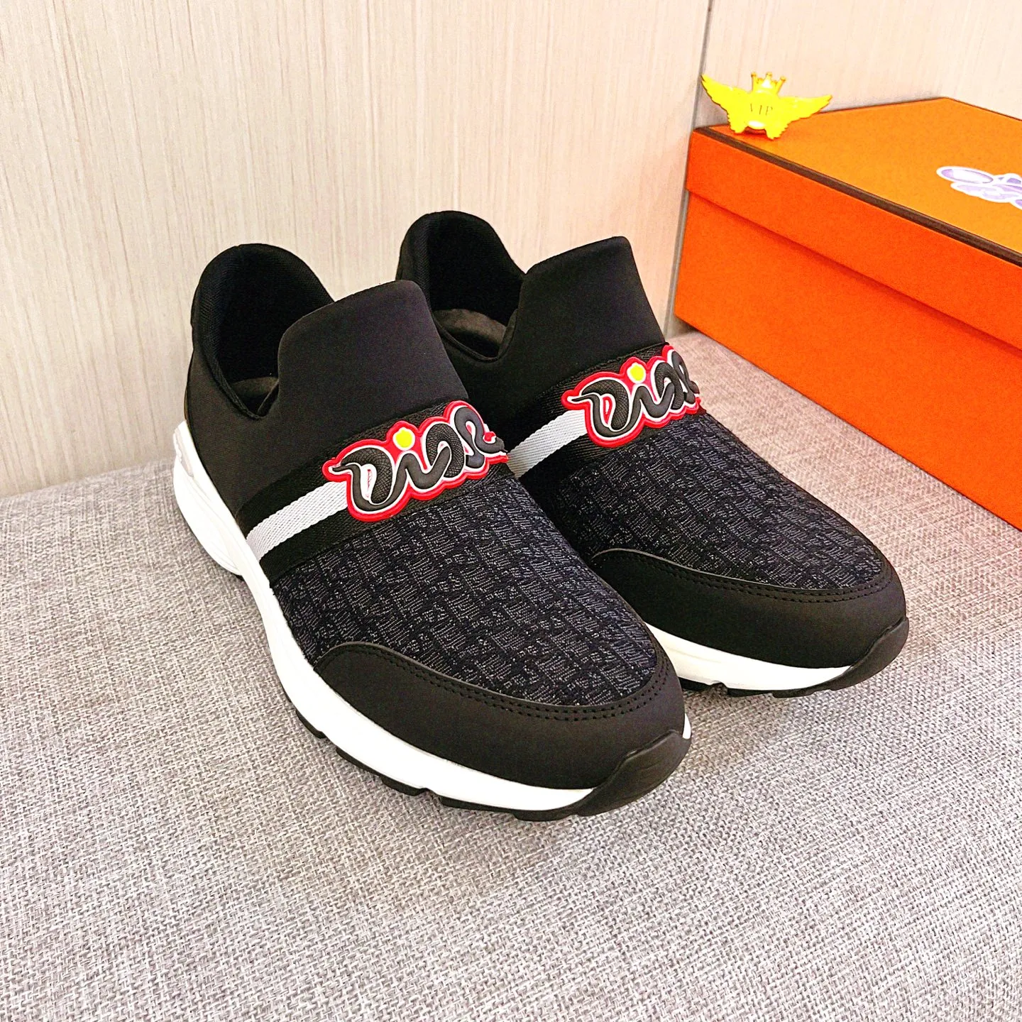 Men's Men's Shoes Men's Shoes💰 400 Men's Men's Shoes💰👍[Dior]🔥🔝High-end men's shoes brand official website 1:1 latest masterpiece: the upper is made of Italian official website original special technical cloth fabrics🔥original comfortable and breathable lining➕original designated non-slip outsole🔥making walking more convenient and comfortable! An exclusive new model, a stunning work, a beautiful 1:1 replica [color] compared to the official quality! Create a fashionable personality to set off your uniqueness! A must-have for trendy men! 🔥, sizes: 38-44. color:.      2⃣️ Colors available🔥